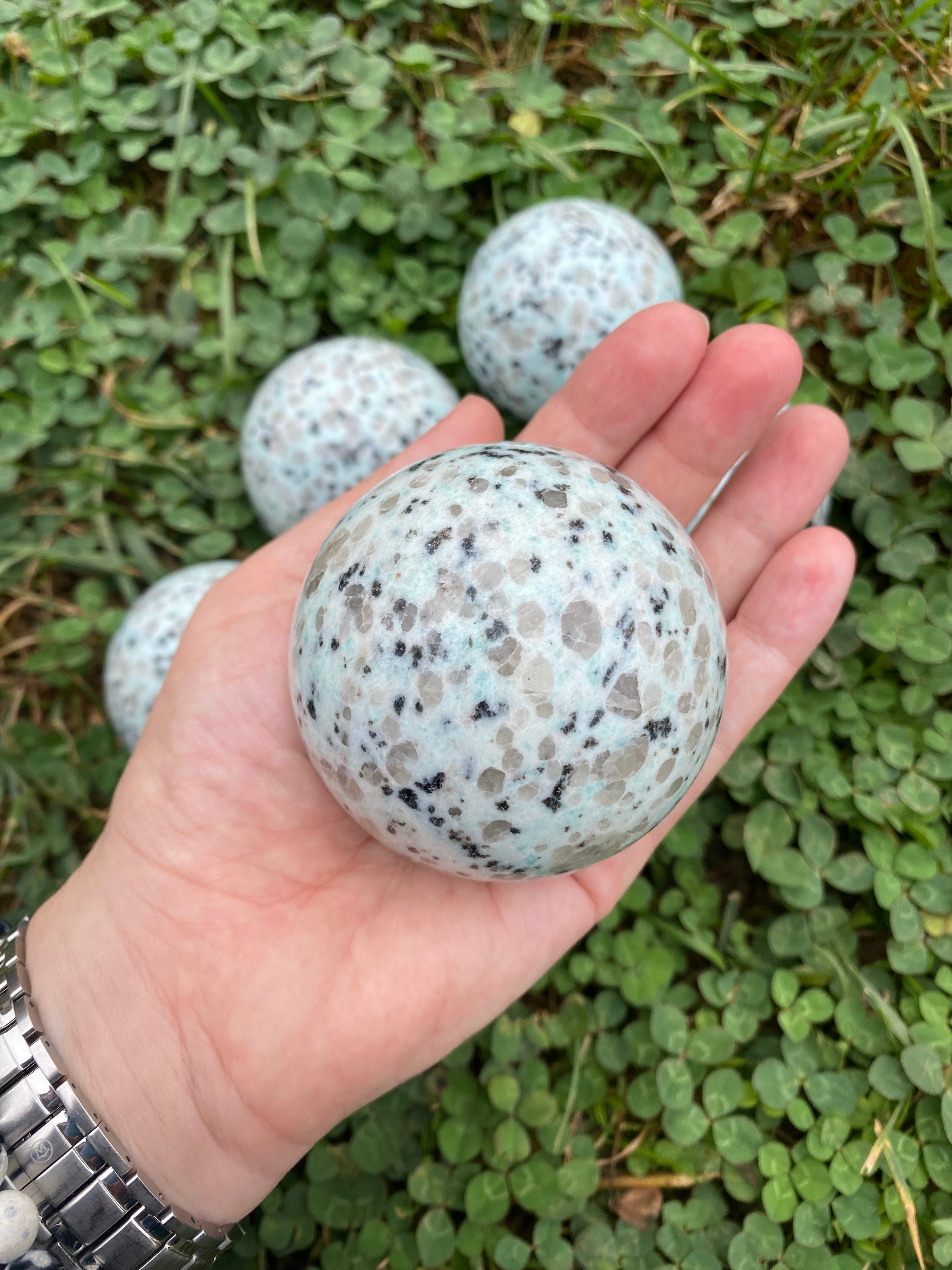 Kiwi Jasper Sphere
